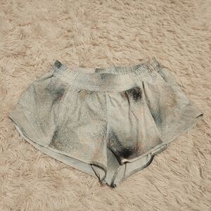 Lululemon Hotty Hot LR Short 2.5" Lined Reflective Size 10